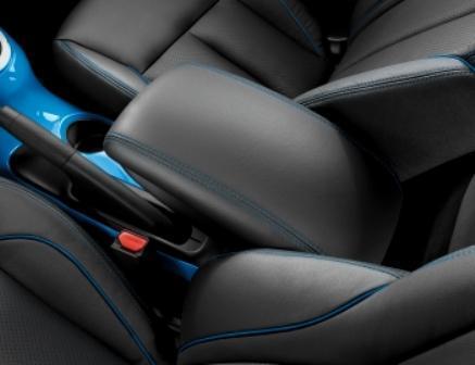 Nissan Juke (F15E) Armrest, Centre Console 2010-2019 - Image 5